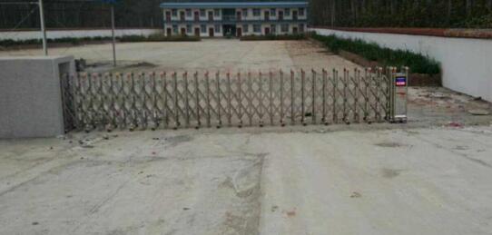 保定建設(shè)工程監(jiān)理有限公司項目與保定出安智能再度合作引進伸縮門