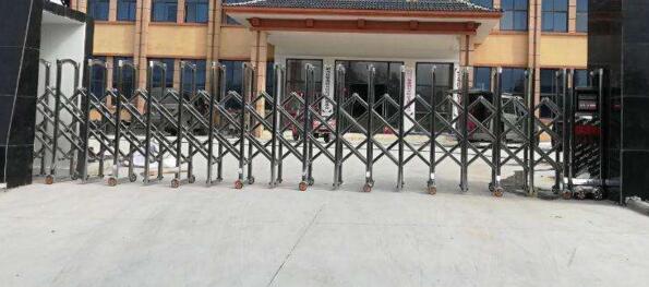 保定出安智能伸縮門進駐保定建設(shè)工程監(jiān)理有限公司