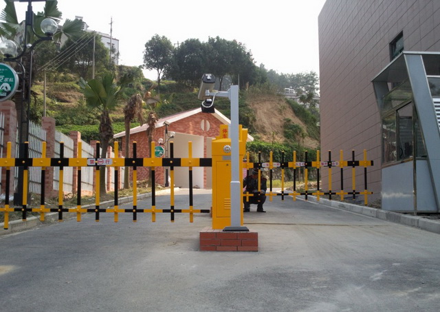 本溪出安智能欄柵道閘進(jìn)駐本溪天著國際溫泉休閑度假地