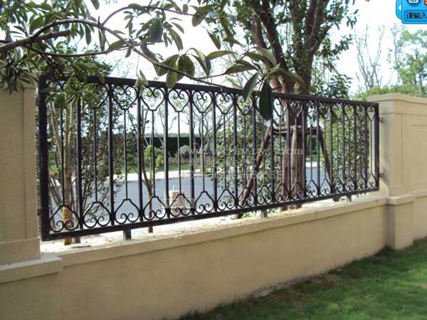 康都集團(tuán)選用上海出安智能圍墻護(hù)欄