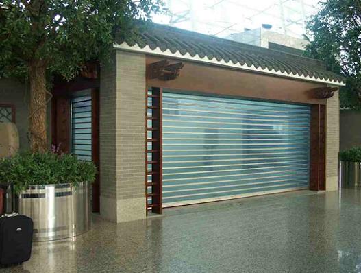 上海出安智能伸卷簾門被萬科西郊都會應用