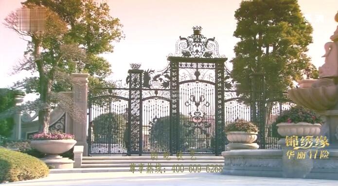熱烈祝賀天津出安智能鐵藝大門進駐天津?qū)巿@別墅