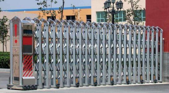 寧波出安智能電動伸縮門成為寧波華茂外國語學(xué)校的搖籃