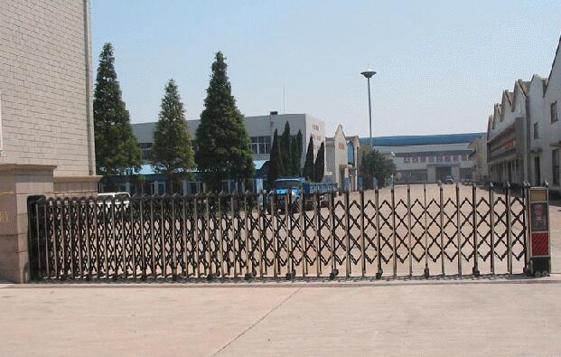 寧波市五一培訓學校項目與寧波出安智能再度合作引進伸縮門