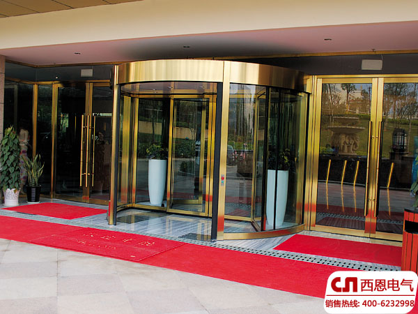 兩翼旋轉(zhuǎn)門