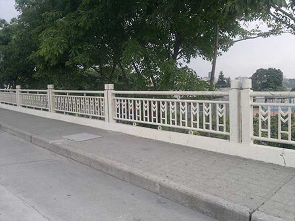 慶賀東莞出安智能圍墻護(hù)欄成功安裝在東莞石排生態(tài)園