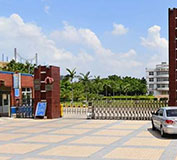 感謝泉港第一中學(xué)對(duì)泉州伸縮門的支持