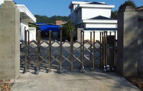 唐山幼師學校曉選用唐山出安智能伸縮門彰顯個性