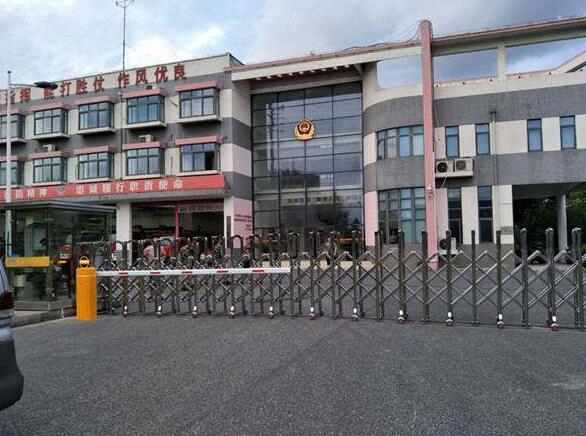 溫州出安智能伸縮門成功落地石榴玉蘭灣