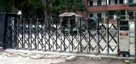 溫州市籀園小學(xué)一直信賴溫州出安智能電動伸縮門