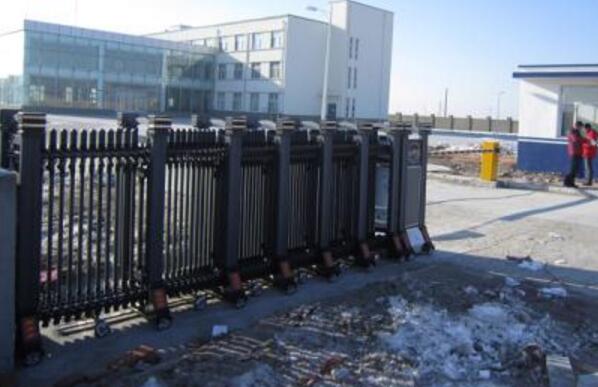 紹興市中測檢測技術股份有限公司與紹興出安智能伸縮門達成合作協(xié)議