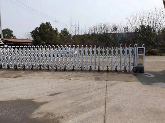 紹興出安智能為越府家天下添上伸縮門