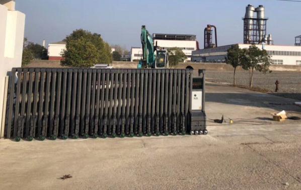 紹興榮懷學(xué)校與紹興出安智能伸縮門達(dá)成合作協(xié)議