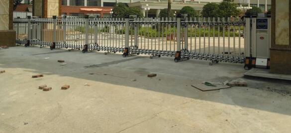 紹興出安智能電動(dòng)伸縮門成功落地紹興市上工機(jī)電設(shè)備有限公司