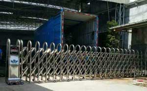 揚(yáng)州鑫源陶瓷有限公司電動伸縮門案例