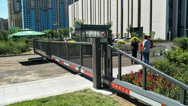 鄂爾多斯電力（集團）有限責任公司對鄂爾多斯出安智能懸浮門表示好評