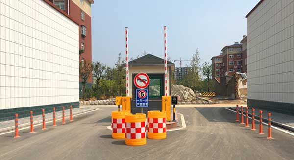 喜迎淄博出安智能道閘進(jìn)駐淄博向陽(yáng)村