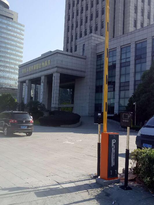 感謝椒江海關(guān)一直以來對臺州出安智能道閘的支持！