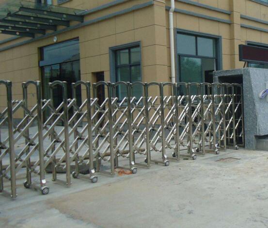 熱烈祝賀臺州出安智能伸縮門進(jìn)駐巨鼎紅郡