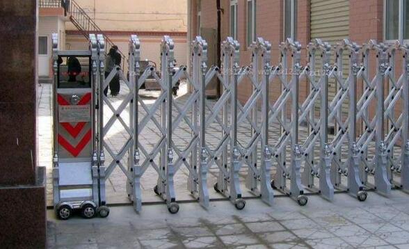 臺州育英學(xué)校選擇臺州出安智能為電動伸縮門供貨商