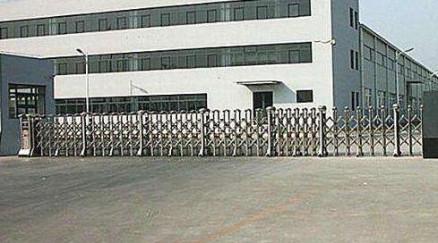 臺州出安智能伸縮門為航空工程學(xué)院增添色彩