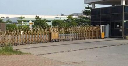 臺州市書生小學與臺州出安智能伸縮門達成合作協(xié)議