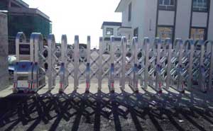 鎮(zhèn)江佳源?巴黎都市伸縮門(mén)案例