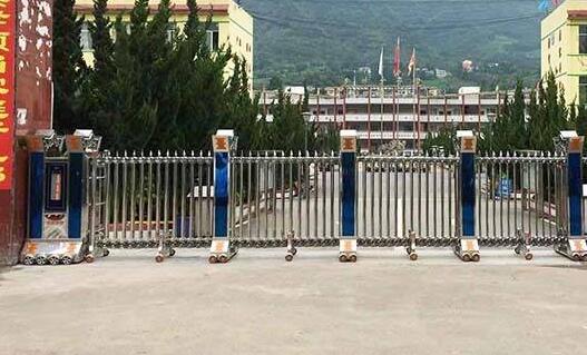 嘉興學(xué)院南湖學(xué)院點(diǎn)綴嘉興出安智能電動伸縮門