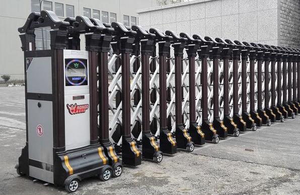 嘉興市興騰腳輪有限公司選用嘉興出安智能電動(dòng)伸縮門