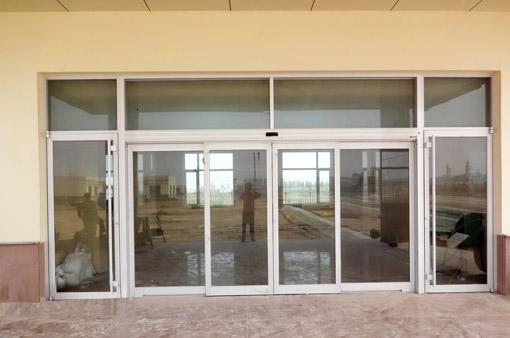 喜迎東營出安智能自動門進(jìn)駐東營河口油區(qū)辦