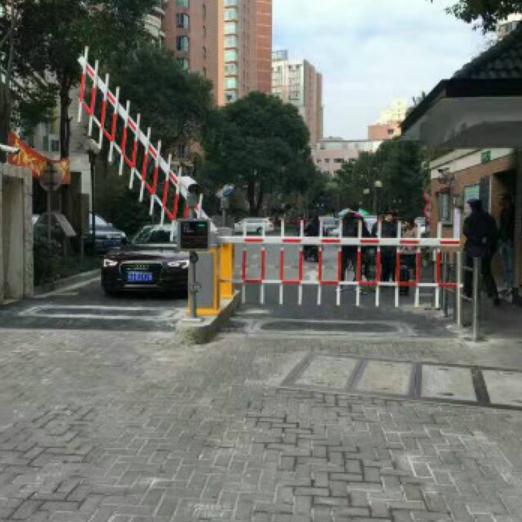 慶賀嘉禾一方啟用滄州出安智能伸縮門