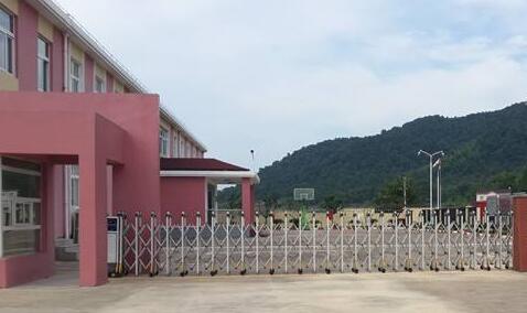 滄州出安智能電動(dòng)伸縮門成功牽手滄州四星玻璃股份有限公司