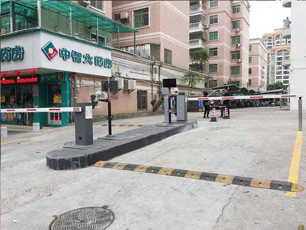 熱烈祝賀中山出安智能車牌識(shí)別系統(tǒng)進(jìn)駐中山源田骨科醫(yī)院