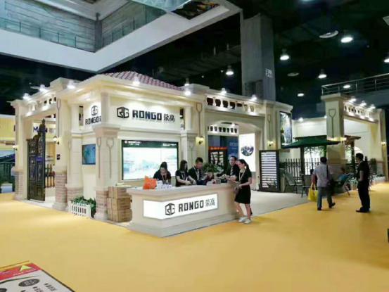 榮高智能門窗鋁藝新品榮耀亮相，火爆全場(chǎng)