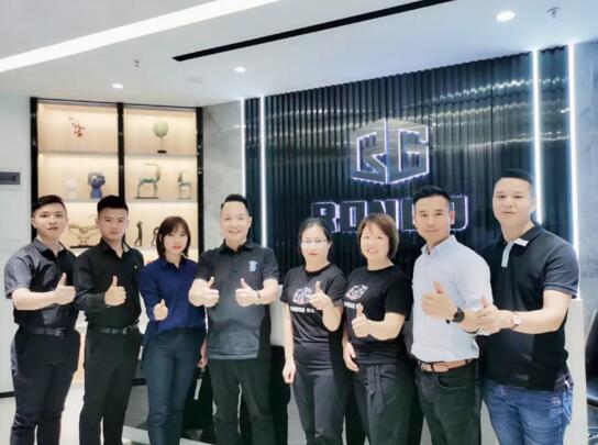 走訪客戶終端，共商榮高門窗區(qū)域迅速發(fā)展