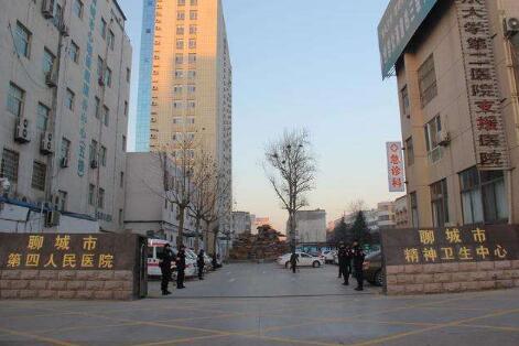 聊城出安智能道閘為聊城市第四人民醫(yī)院添加色彩