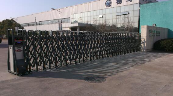 湖州出安智能伸縮門(mén)給德馬物流集團(tuán)項(xiàng)目不一樣的體驗(yàn)