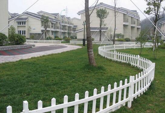 湖州出安智能護欄在誠通公園里的應(yīng)用工程