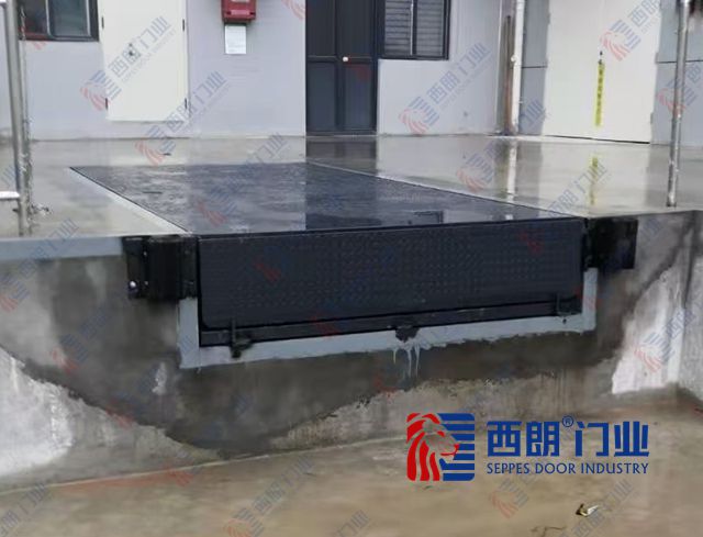  鎮(zhèn)江倉庫上貨卸貨平臺(tái)