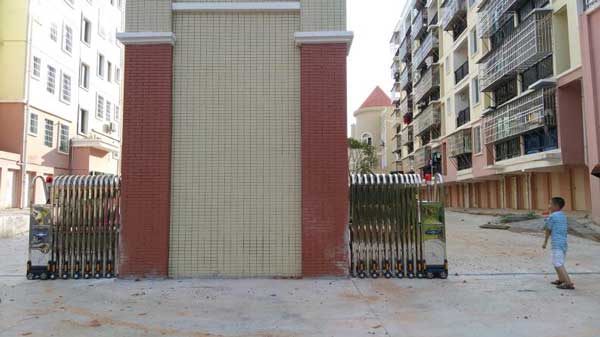 慶賀贛州出安智能電動(dòng)伸縮門進(jìn)駐贛州興國縣和諧欣城