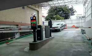 棗莊中奧萬(wàn)融公館車(chē)牌識(shí)別系統(tǒng)案例