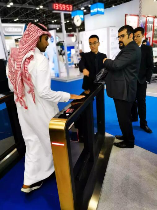 富士智能智能通道閘