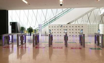 大梅沙開園啦！富士智能線上預(yù)約平臺和現(xiàn)場智能取、檢票管理系統(tǒng)為您服務(wù)！