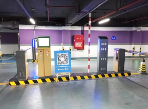 富士智能無人值守停車場系統(tǒng)全面賦能，助力城市發(fā)展！