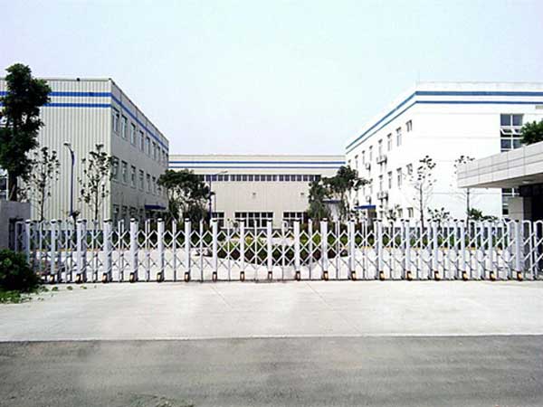 焦作瑞森重裝股份有限公司伸縮門案例 - 中出網(wǎng)-智能出入口與停車充電門戶