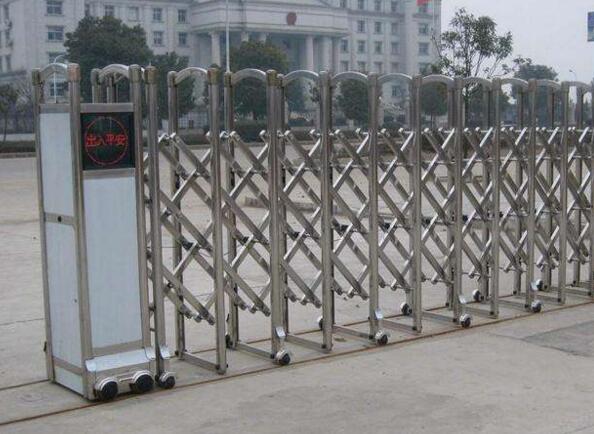 邢臺(tái)出安智能電動(dòng)伸縮門為邢臺(tái)中央生態(tài)公園帶來(lái)便利