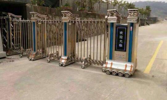 鳴謝巔峰國(guó)際應(yīng)用邢臺(tái)出安智能電動(dòng)伸縮門