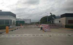 邢臺機械軋輥有限公司直桿道閘案例