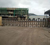 連城縣新能材料有限公司對(duì)龍巖伸縮門的高度贊賞