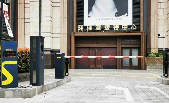 科拓停車亮相上海最大商業(yè)綜合體，助力智慧商業(yè)新生態(tài)